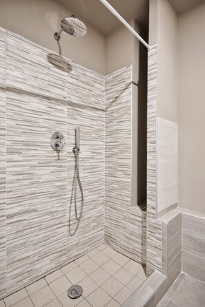 Apartment, 1 Schlafzimmer | Dusche im Bad