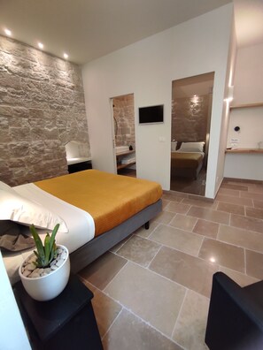 Double Room - La Maison (Trani)