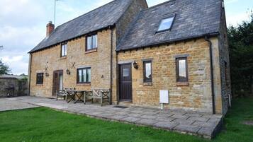 Bagian depan properti