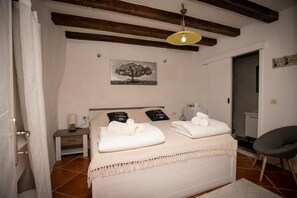 4 bedrooms, WiFi
