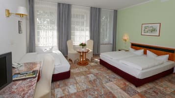 1 habitación, ropa de cama hipoalergénica, escritorio y wifi gratis