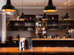 Bar (in der Unterkunft)