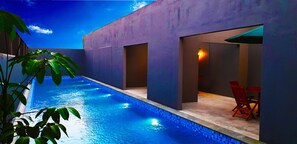 Piscina a l'aire lliure 