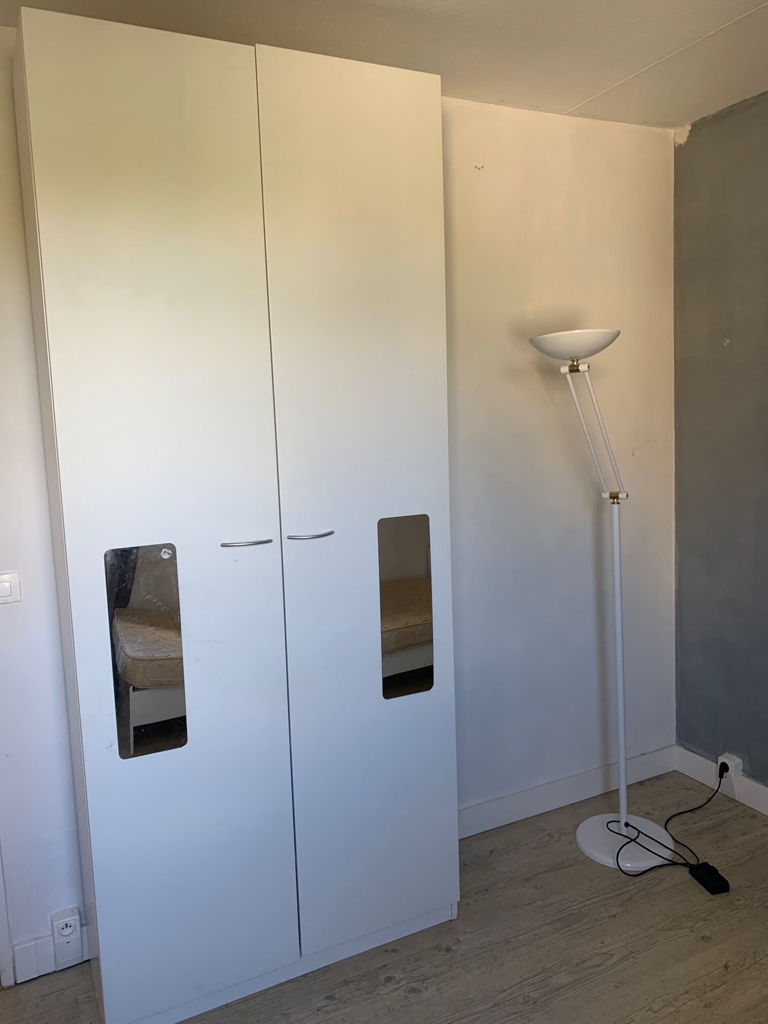 Rent apartment 100 m2 in quiet residence