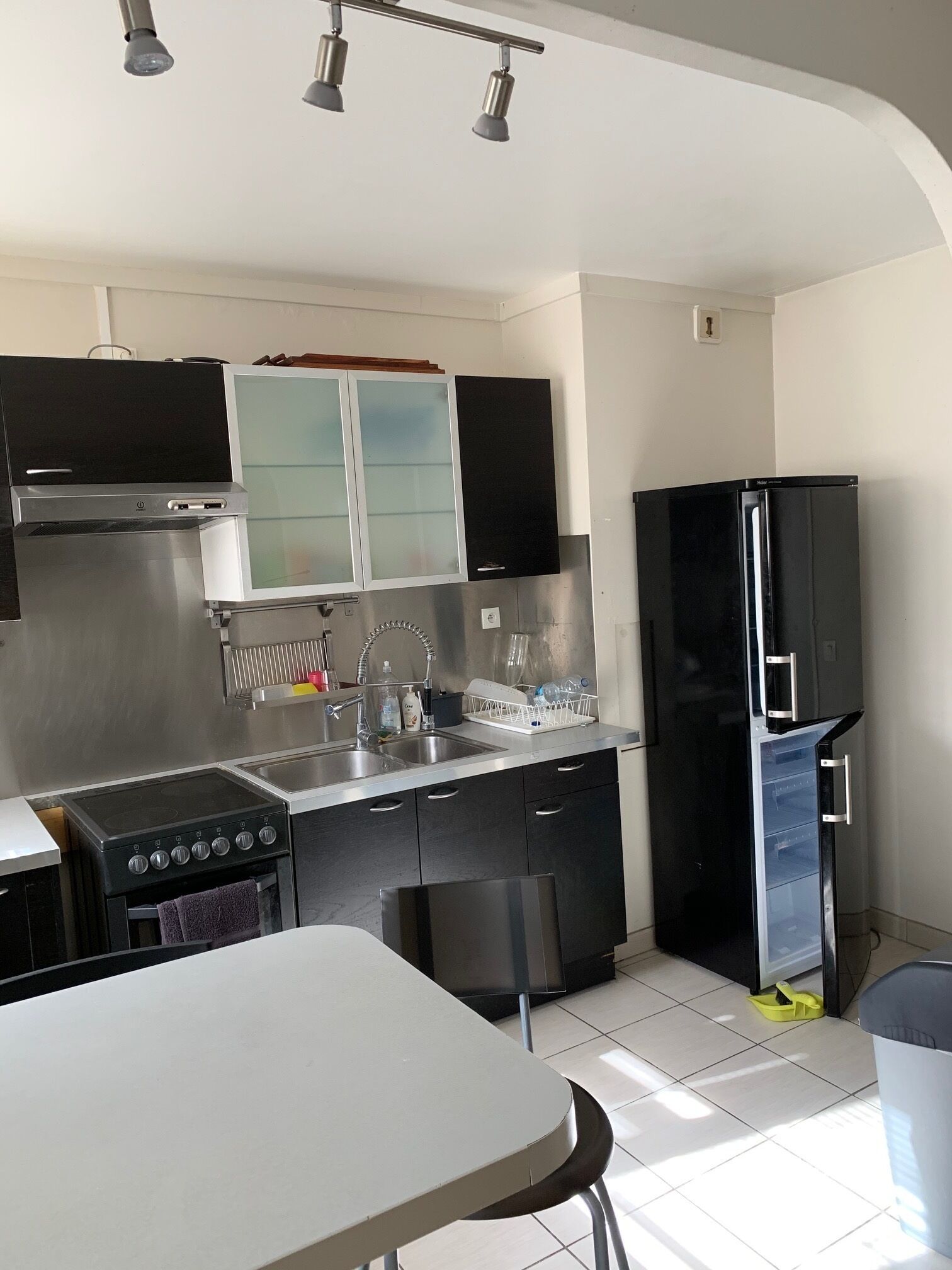 Rent apartment 100 m2 in quiet residence