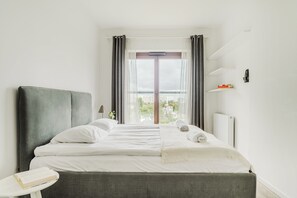 Apartamento exclusivo | 2 dormitorios, escritorio, tabla de planchar con plancha y wifi gratis