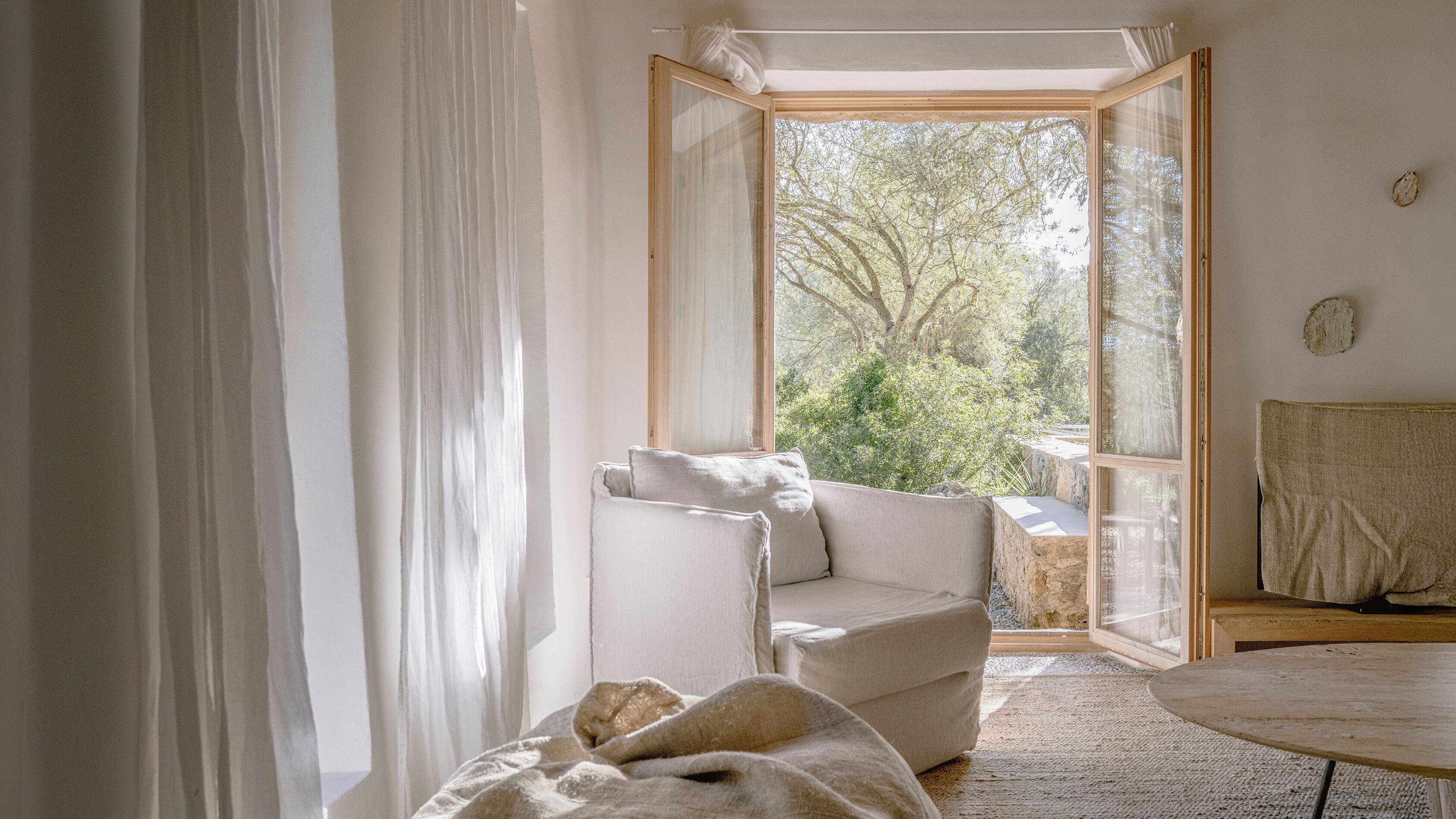 Luxe beddengoed, donsdekens, bedden met traagschuimmatrassen