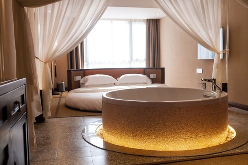 History Boutique Inn