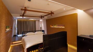 Superior-Doppelzimmer | Hochwertige Bettwaren, Betten mit Memory-Foam-Matratzen, Minibar