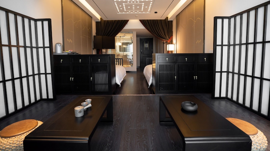 History Boutique Inn