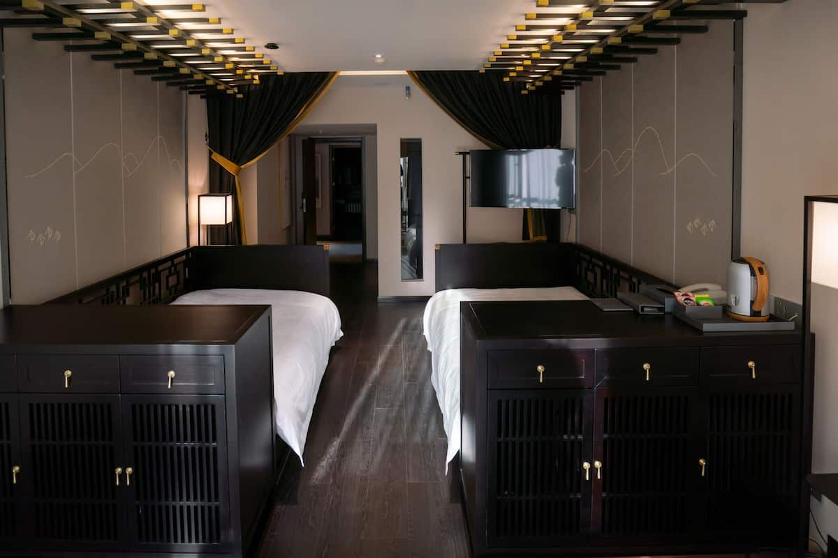 Superior Twin Room | Premium bedding, memory foam beds, minibar, desk