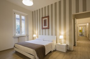 4 Schlafzimmer, Bügeleisen/Bügelbrett, WLAN, Bettwäsche