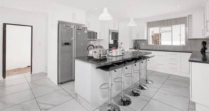 Entertainers Dream House