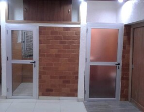 City Studio Suite | Room amenity - Résidence Laty T1 (Abidjan)