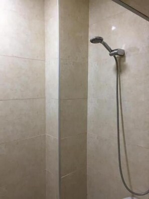 Apartment | Bathroom - My little house on Kostava (Tbilisi)