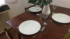 Apartment | In-room dining - My little house on Kostava (Tbilisi)