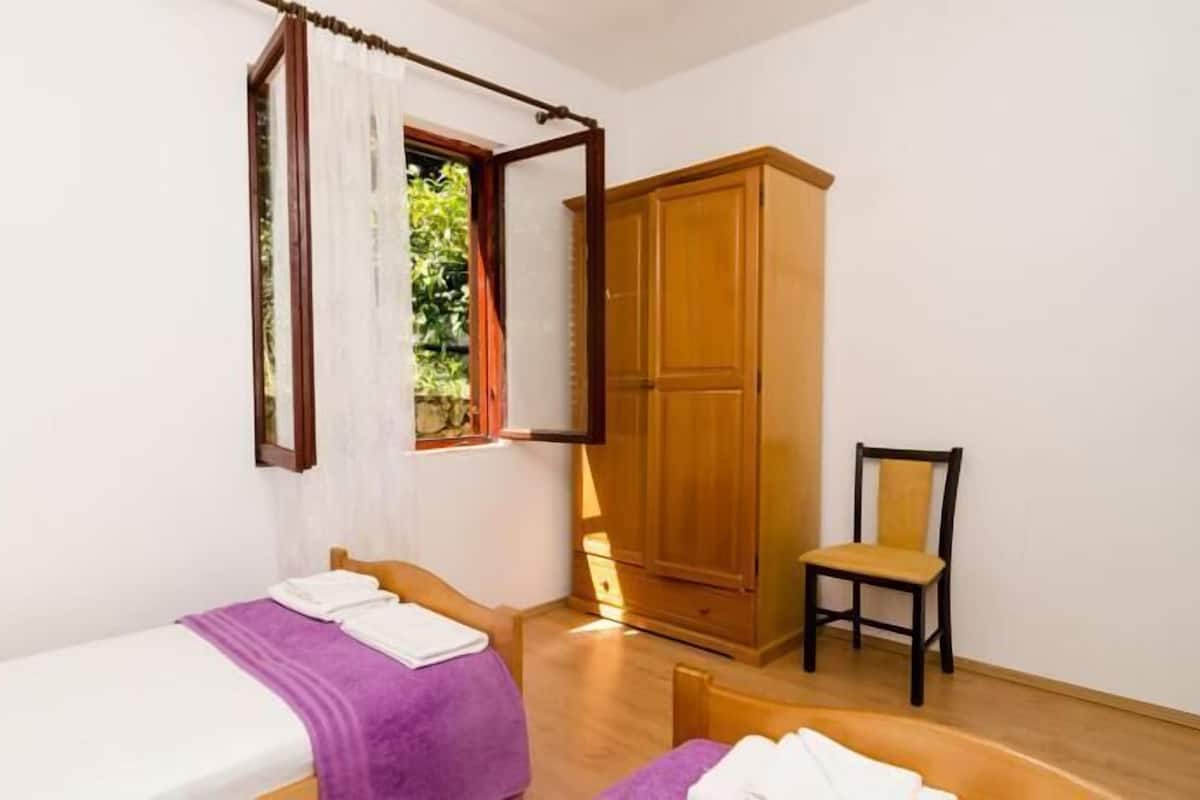 Departamento, 5 habitaciones, Terraza | Tabla de planchar con plancha, wifi gratis y ropa de cama 