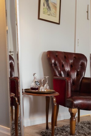 Superior Double Room, Ensuite - The Devonshire Arms Baslow (Bakewell)