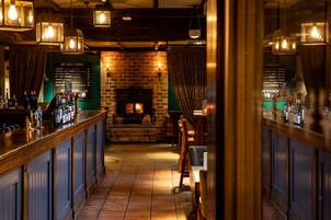 Bar (en el alojamiento)