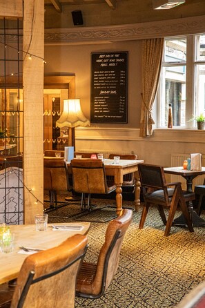 Restaurant - The Devonshire Arms Baslow (Bakewell)