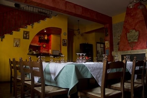 Se sirven almuerzos y cenas
