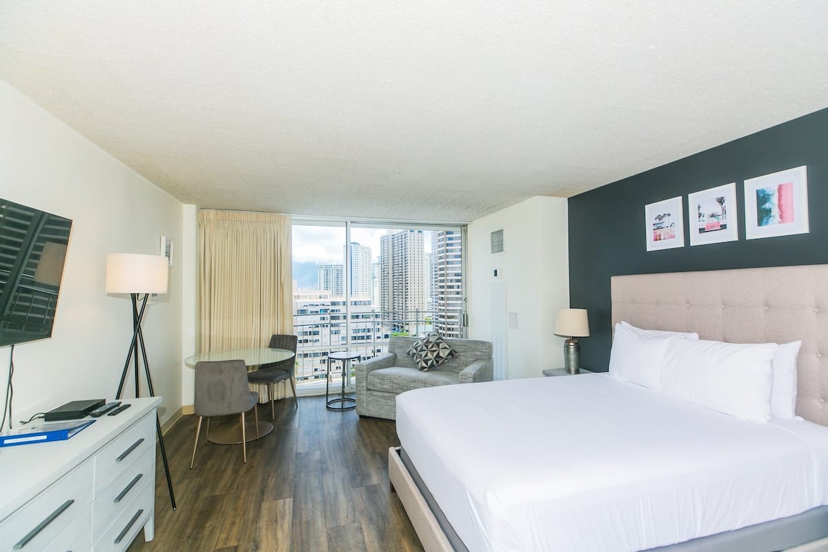 Condo, 1 Bedroom | 1 bedroom, WiFi (free)