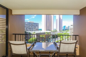 Khu ẩm thực ngoài trời