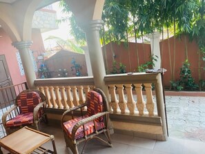 Enceinte de lâhĂ©bergement