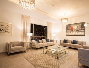Luxury-Apartment | Wohnbereich | LCD-Fernseher
