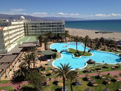 Evenia Zoraida Resort