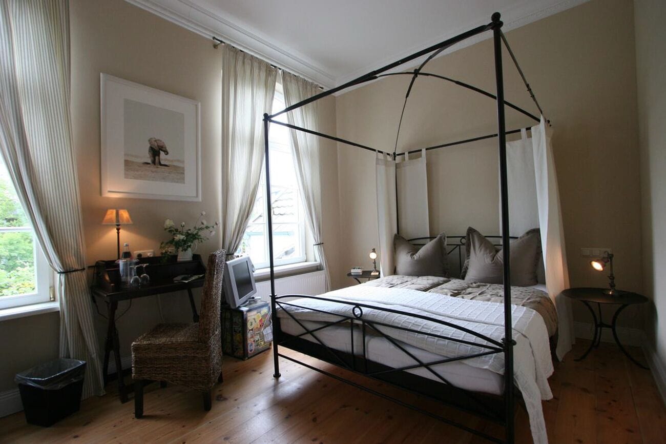 in-room safe, individually decorated, individually furnished