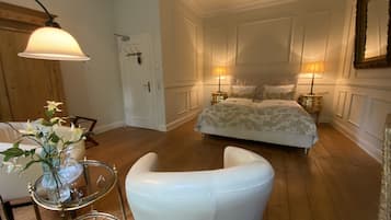 Comfort-Doppelzimmer | Zimmersafe, individuell dekoriert, individuell eingerichtet