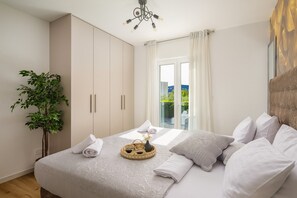 6 chambres, fer et planche Ă repasser, Wi-Fi, draps fournis