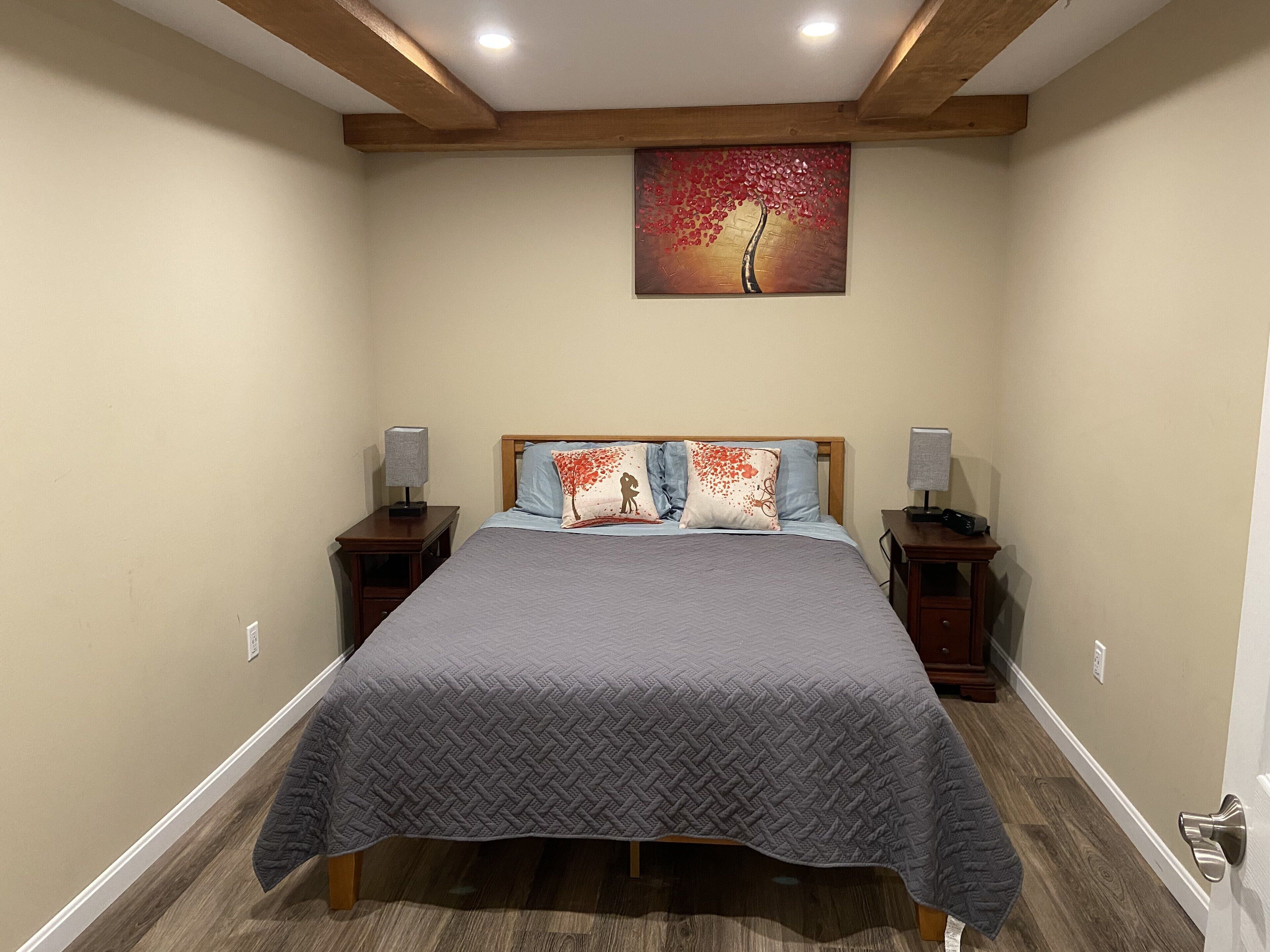 4 habitaciones, escritorio, tabla de planchar con plancha y wifi gratis 