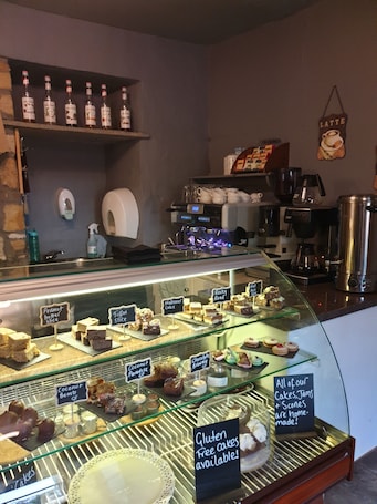 Coffeeshop. The Covenanter Hotel