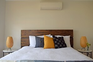 Familienhaus | 4 Schlafzimmer, schallisolierte Zimmer, Bügeleisen/Bügelbrett