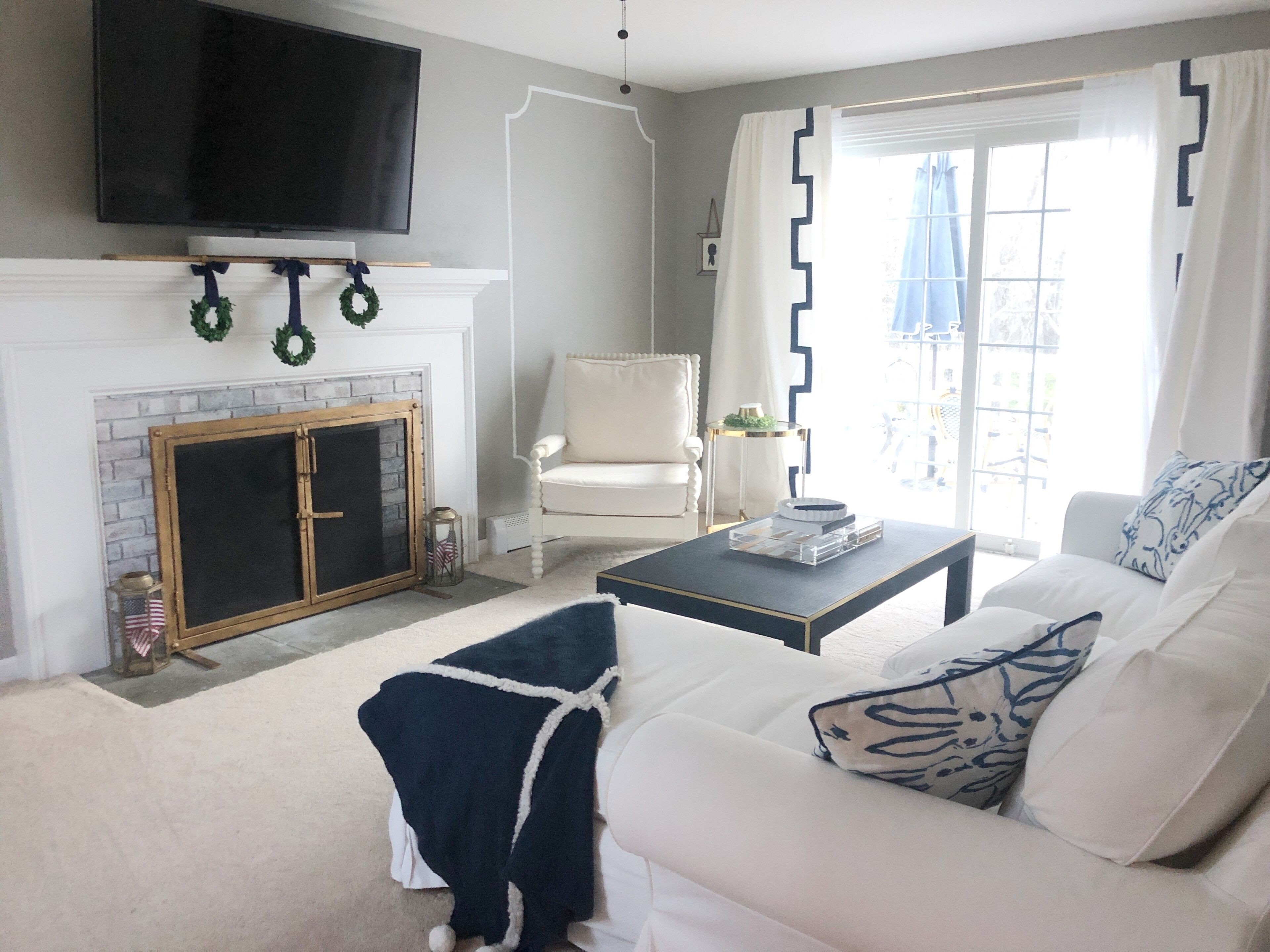 Long Meadow Manor, heated pool, 5 min from U-pick farm and Lake