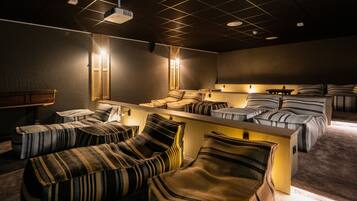 Couples treatment rooms, sauna, steam room, body treatments, body scrubs