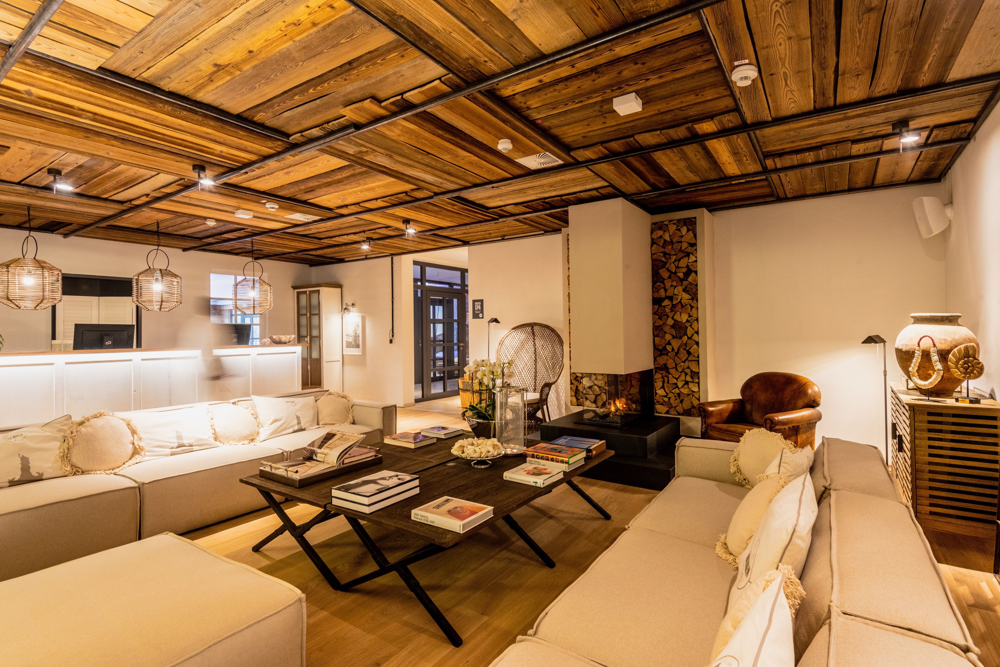 couples treatment room(s), sauna, steam room, body treatments