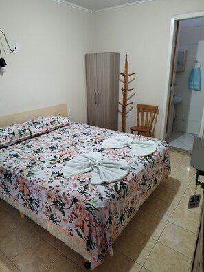 Comfort Double Room | Free WiFi, bed sheets - Hotel Santa Rita (Capao da Canoa)