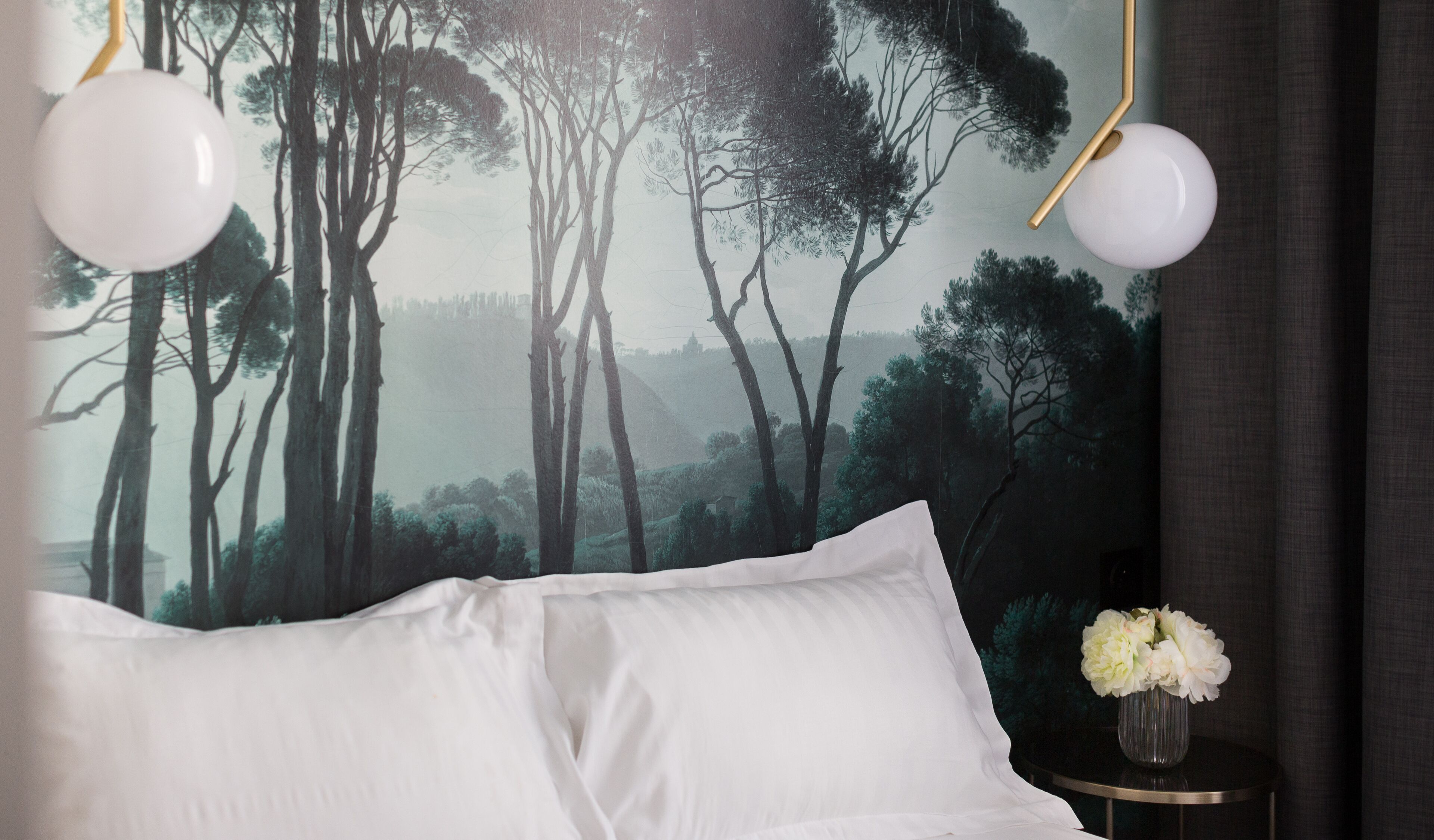 suite (202) | 1 bedroom, in-room safe, individually decorated, individually furnished