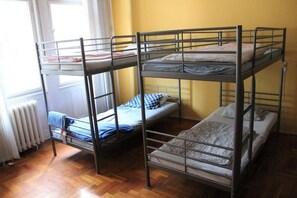Free WiFi - Comebackpackers Hostel (Budapest)