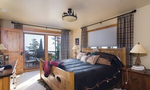 4 chambres, fer et planche à repasser, Wi-Fi, draps fournis