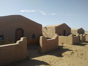 Exterior - The Nomad Dream Camp (M'Hamid El Ghizlane)