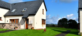 East Clare Golf Village by Legenda Tours