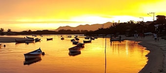 Strandhus ved strandpromenaden