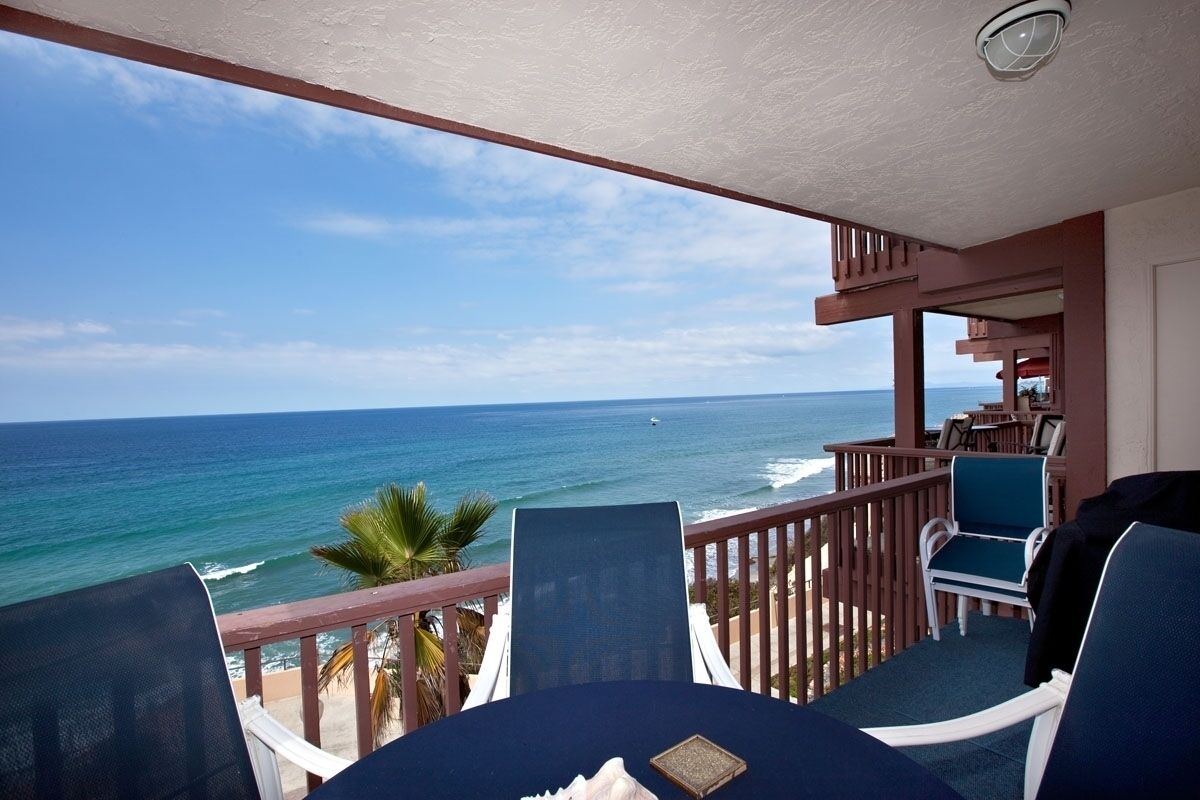 Sol Mate - Ocean Front Top Floor Condo Monthly Rental