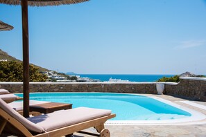 Piscine extérieure