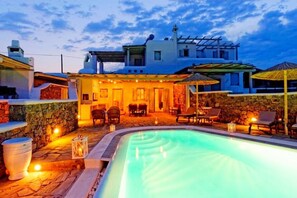 Piscine extérieure