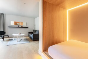 高級客房 | 高級寢具、Select Comfort 床墊、隔音、免費無線上網